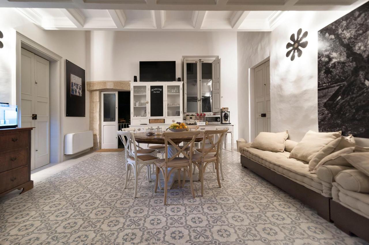 Palazzo Mandurino Luxury Relais Bed & Breakfast Zollino Bagian luar foto